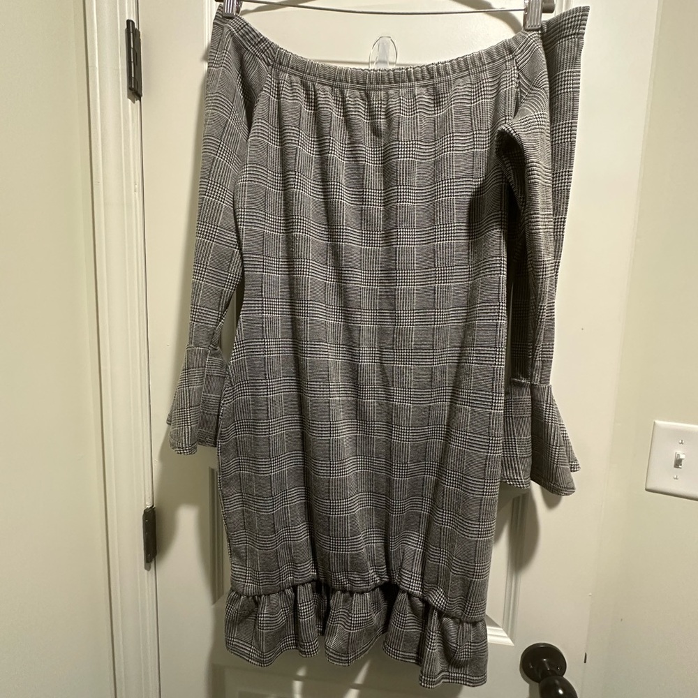 Women Grey Plaid Ruffle Hem Dress